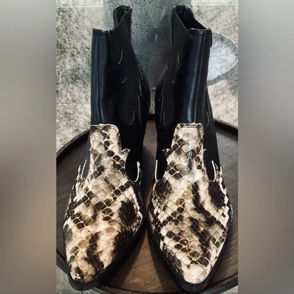 Coconuts by Matisse Black and Snake Print Ankle Boots - Picture 1 of 6